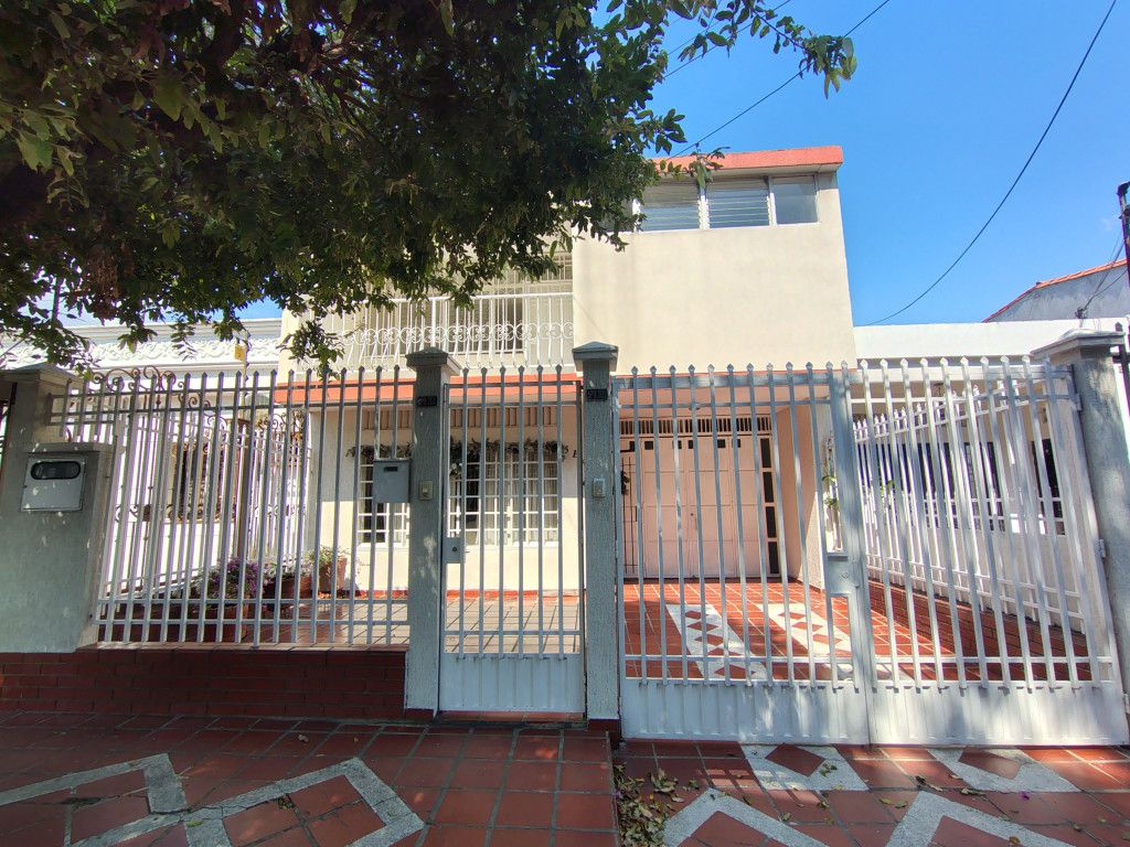 Apartamento en arriendo Norte De Santander Cúcuta Popular 160 m2 Habitaciones 4 Baños 3 Garajes 1 Precio $1900000