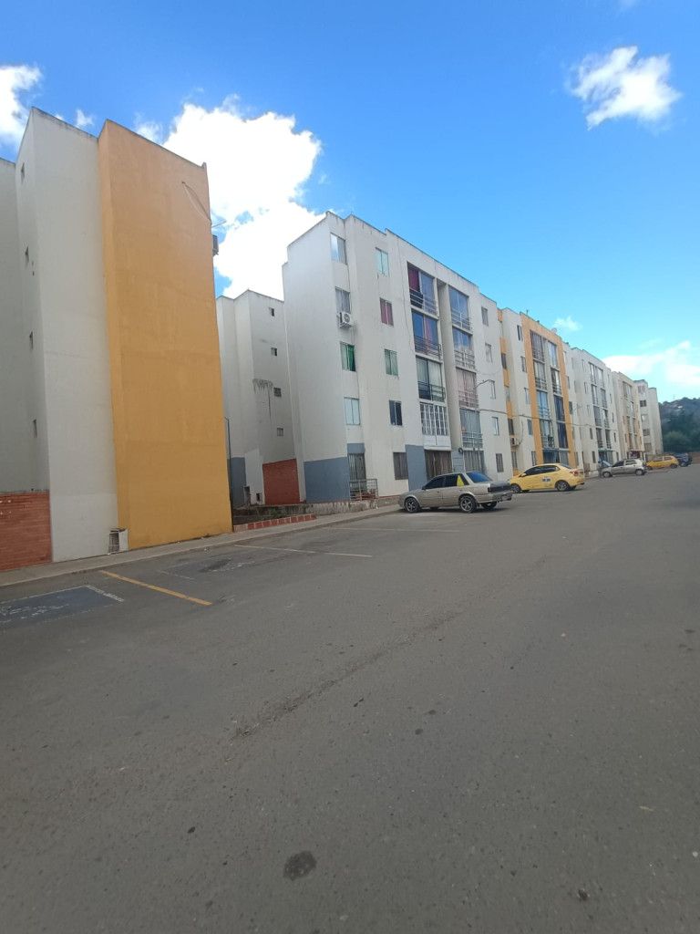 Apartamento en arriendo Norte De Santander Cúcuta Los Olivos 42 m2 Habitaciones 3 Baños 1 Garajes 1 Precio $400000