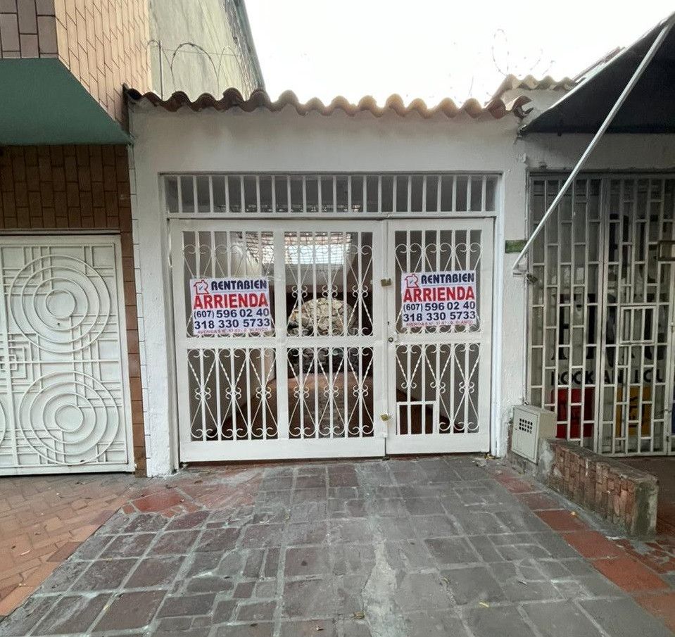 Casa en arriendo Norte De Santander Cúcuta Lleras Restrepo 280 m2 Habitaciones 5 Baños 4 Garajes 2 Precio $2550000