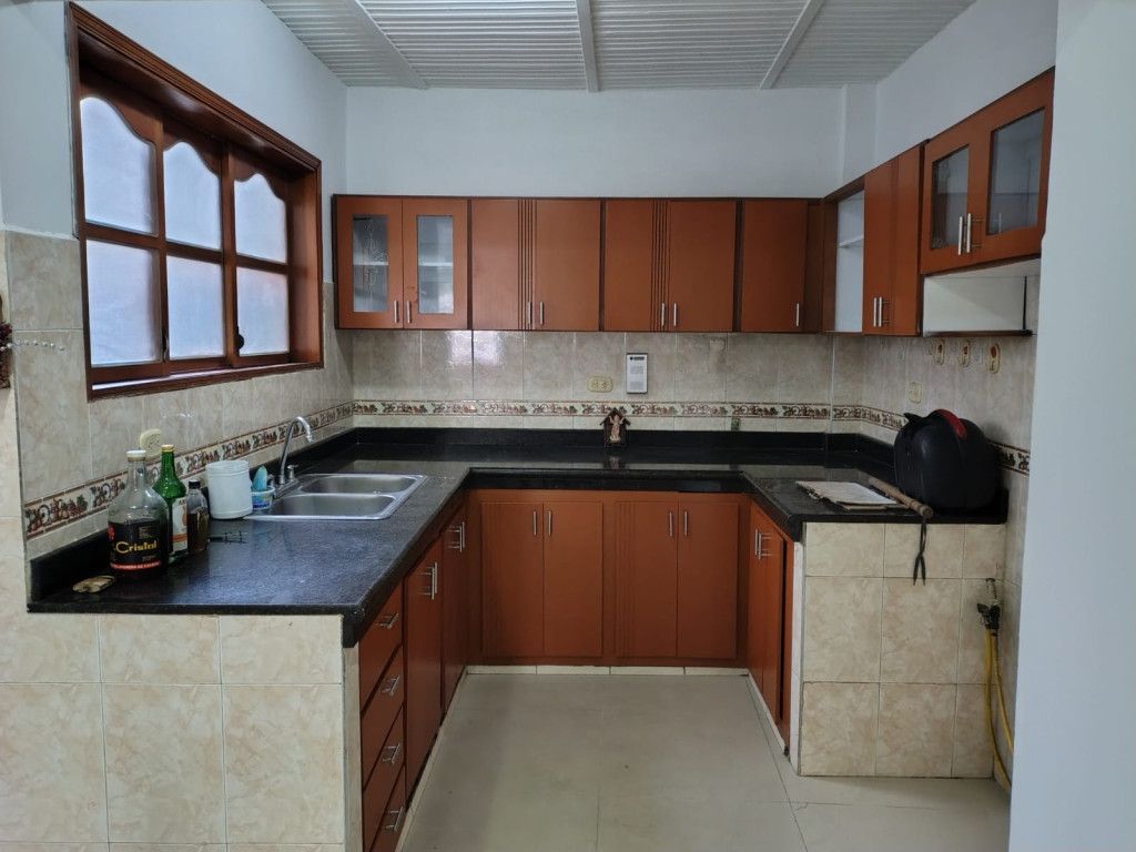 Casa en venta Norte De Santander Cúcuta Camilo Torres 73 m2 Habitaciones 3 Baños 2 Garajes 0 Precio $240000000