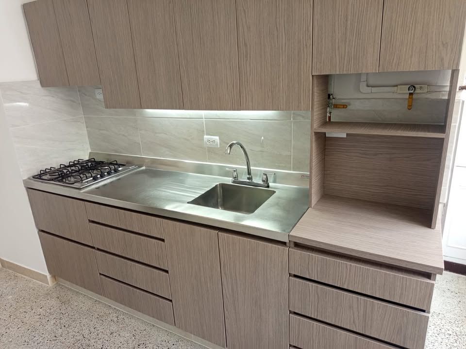 Apartamento en arriendo Antioquia Medellín San Joaquin 150 m2 Habitaciones 4 Baños 4 Garajes 1 Precio $3500000