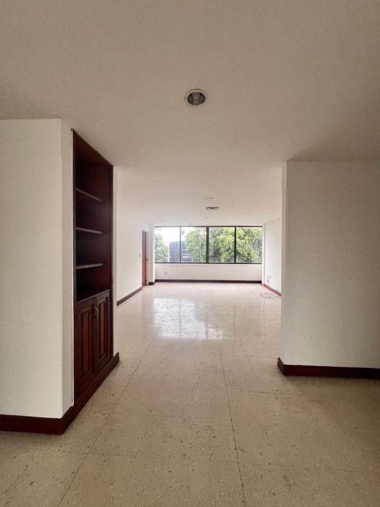 Apartamento en venta Norte De Santander Cúcuta Libertadores 196 m2 Habitaciones 5 Baños 4 Garajes 2 Precio $350000000