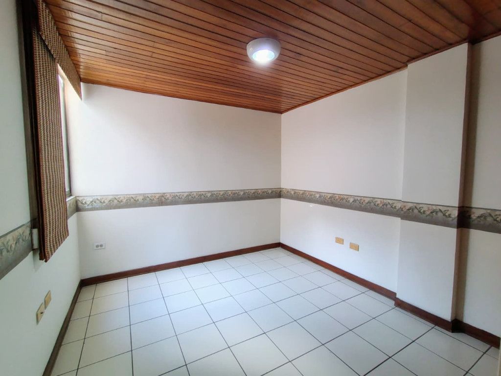 Apartamento en venta Norte De Santander Cúcuta Blanco 101 m2 Habitaciones 3 Baños 2 Garajes 1 Precio $220000000