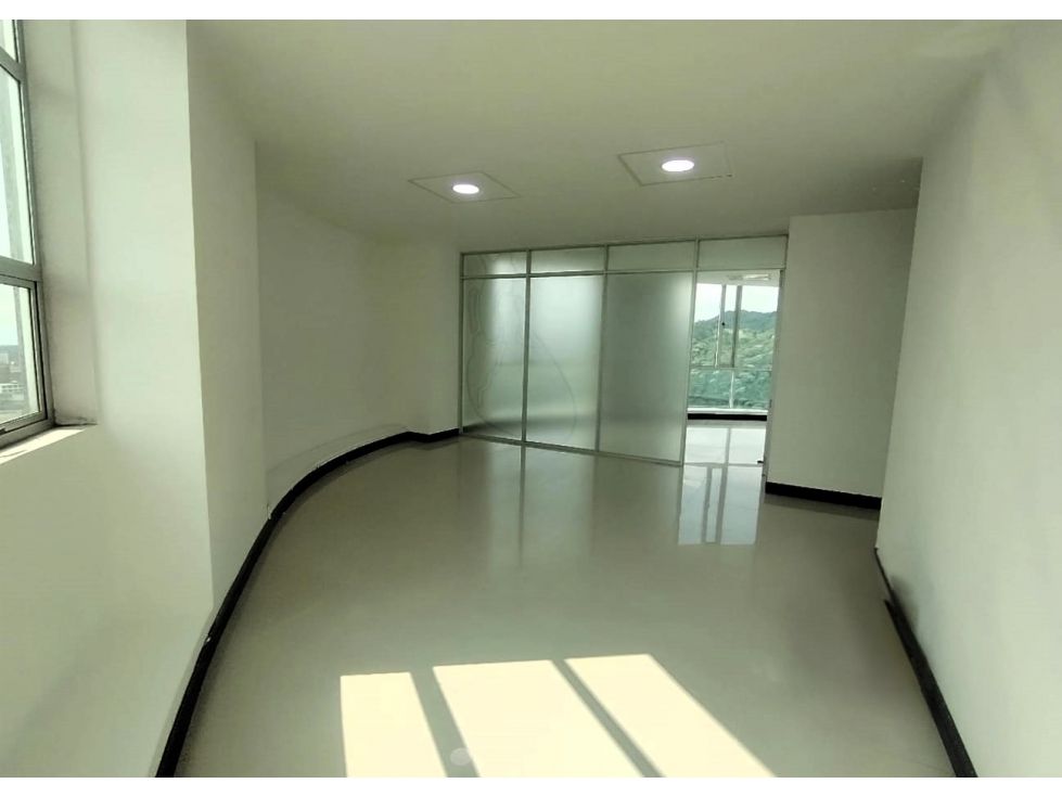 Oficina en arriendo Caldas Manizales Ub Camino De La Palma Real 39 m2 Habitaciones 0 Baños 1 Garajes 1 Precio $3375073