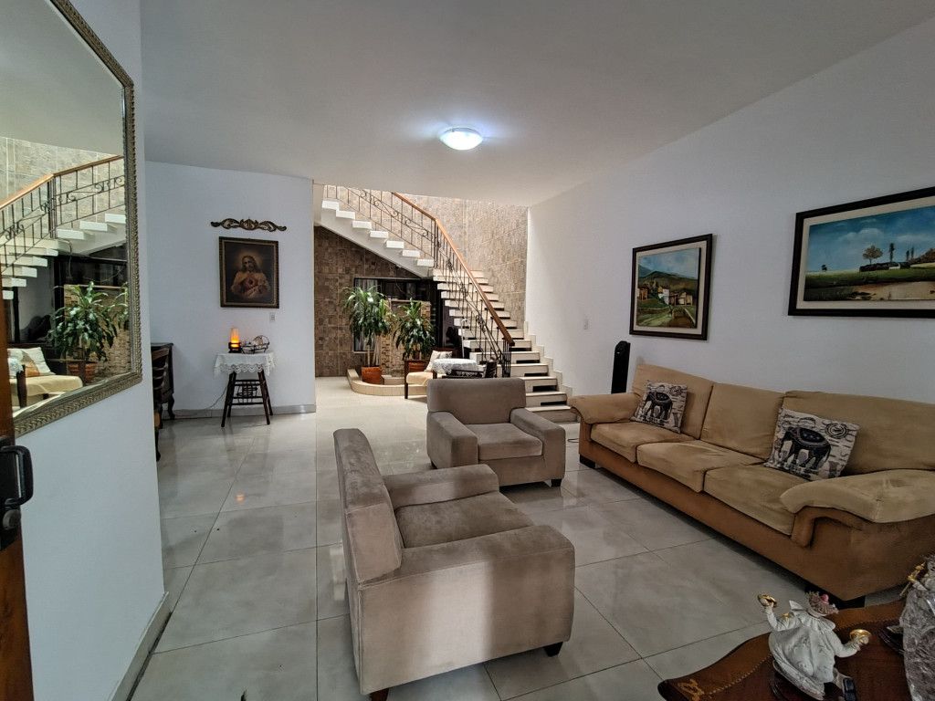 Casa en venta Norte De Santander Cúcuta Lleras Restrepo 360 m2 Habitaciones 8 Baños 6 Garajes 3 Precio $1100000000