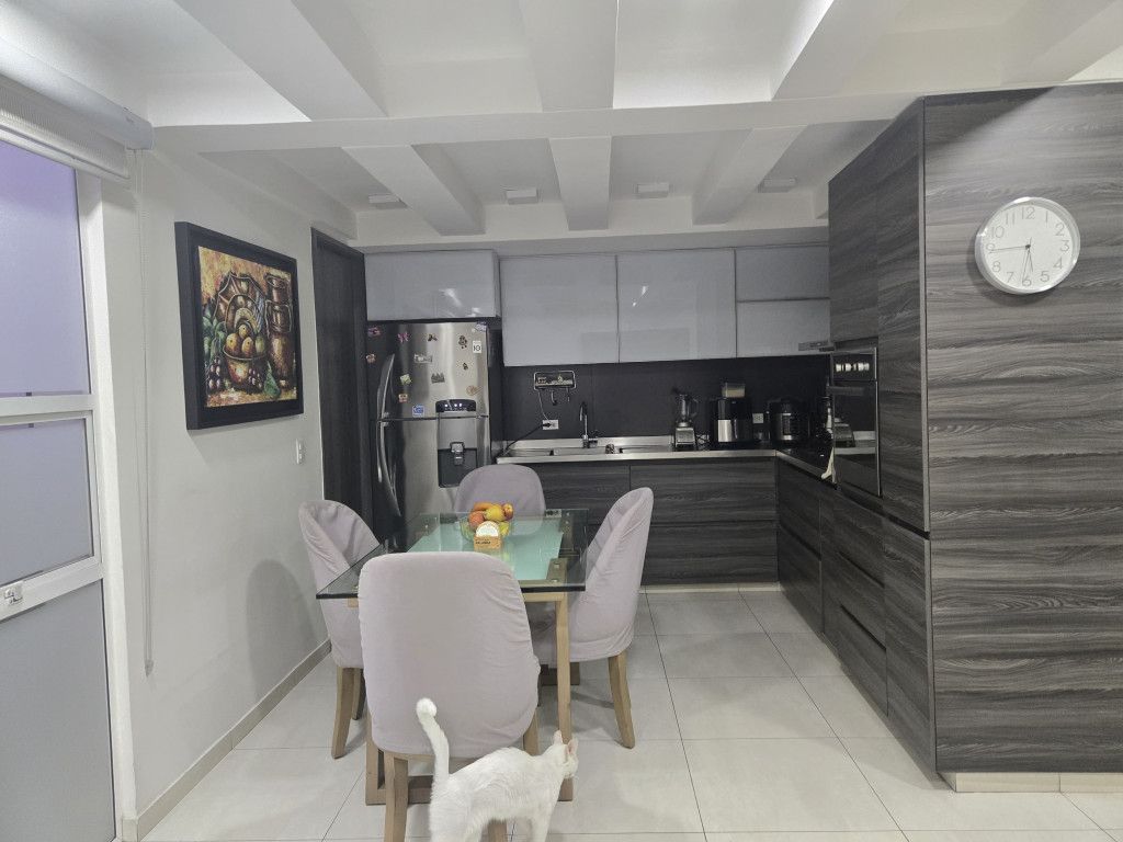 Casa en venta Norte De Santander Cúcuta Aeropuerto 420 m2 Habitaciones 8 Baños 9 Garajes 2 Precio $1300000000