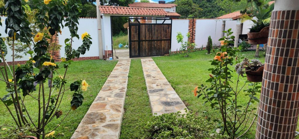 Casa Campestre en venta Norte De Santander Chinácota Chinácota 900 m2 Habitaciones 5 Baños 4 Garajes 1 Precio $880000000