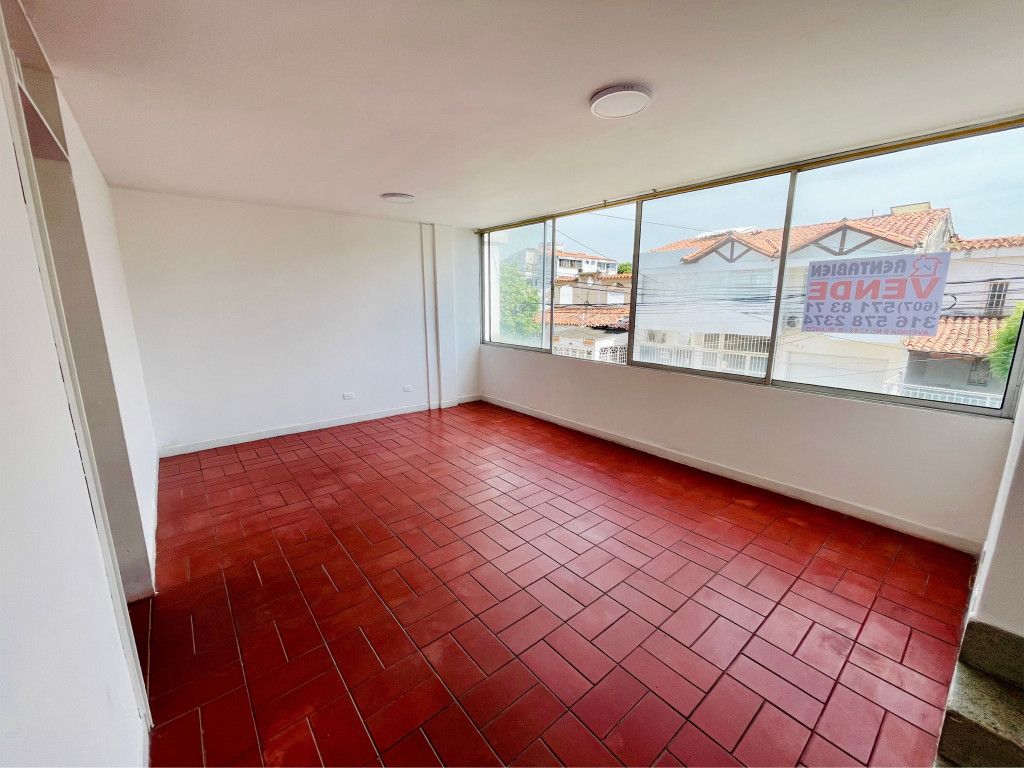 Apartamento en venta Norte De Santander Cúcuta Blanco 115 m2 Habitaciones 3 Baños 2 Garajes 0 Precio $210000000