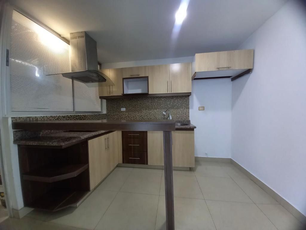 Casa en venta Norte De Santander Cúcuta Policarpa 160 m2 Habitaciones 3 Baños 3 Garajes 1 Precio $380000000
