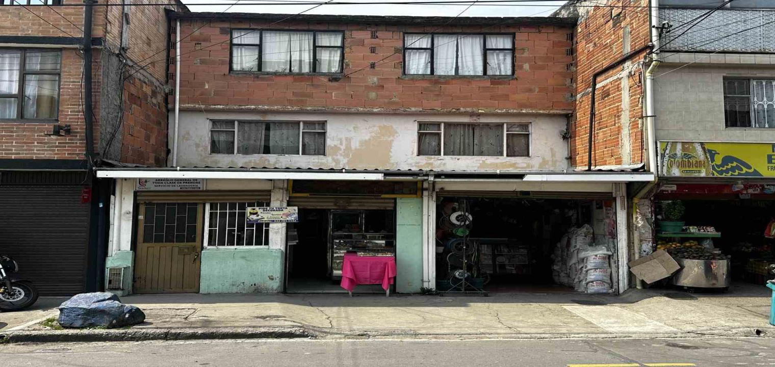 Casa en venta Cundinamarca Bogotá Internacional 350 m2 Habitaciones 5 Baños 5 Garajes 0 Precio $760000000
