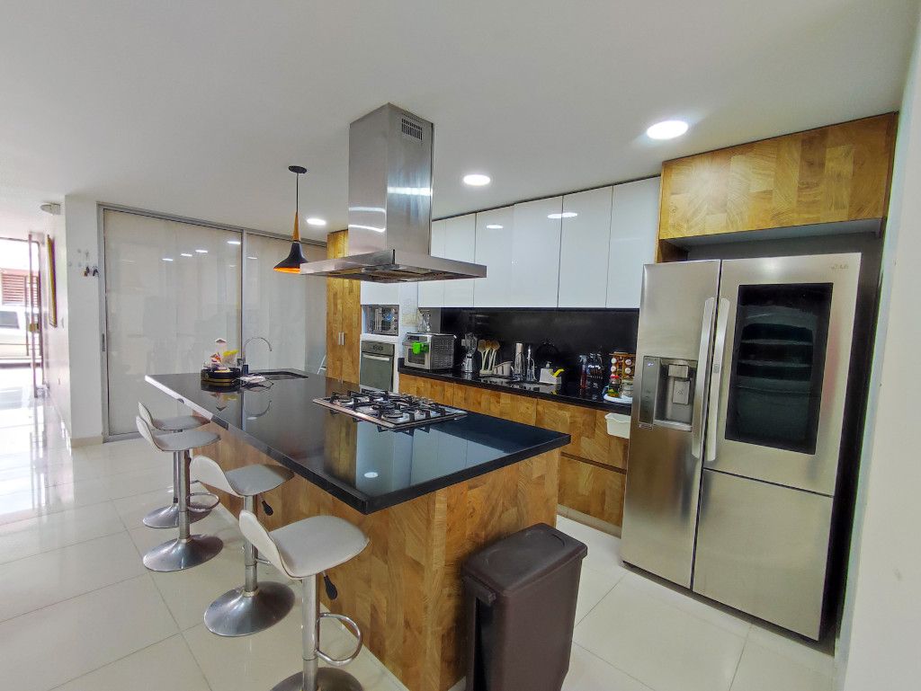 Casa en venta Norte De Santander Cúcuta Cr Vegas Del Rio 300 m2 Habitaciones 4 Baños 5 Garajes 1 Precio $800000000