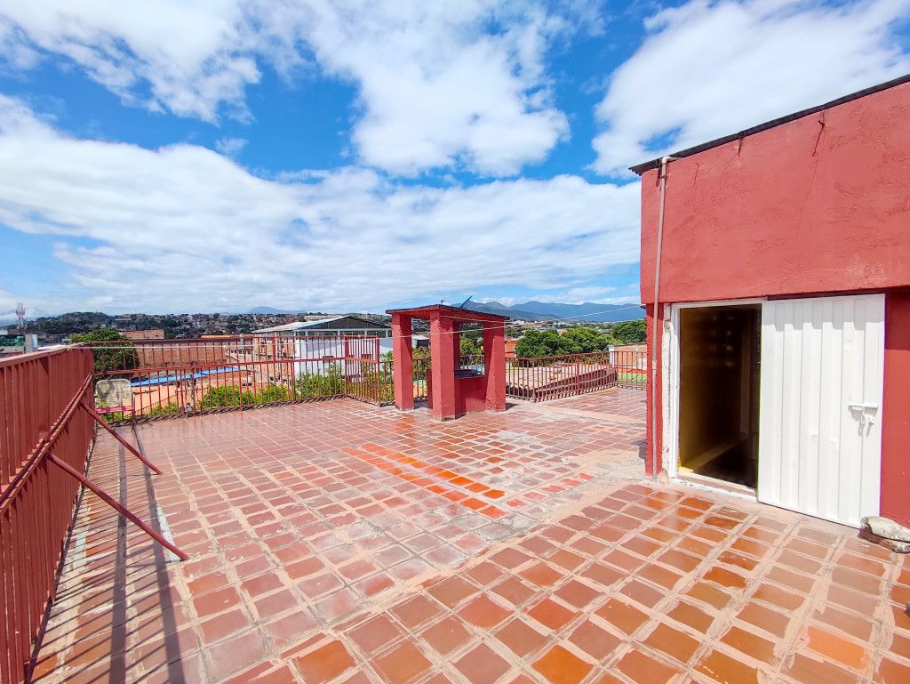 Edificio en venta Norte De Santander Cúcuta El Centro 100 m2 Habitaciones 9 Baños 6 Garajes 0 Precio $1000000000