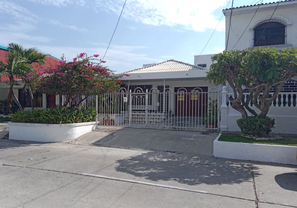 Casa en arriendo Atlántico Barranquilla Las Delicias 309 m2 Habitaciones 6 Baños 5 Garajes 2 Precio $4500000