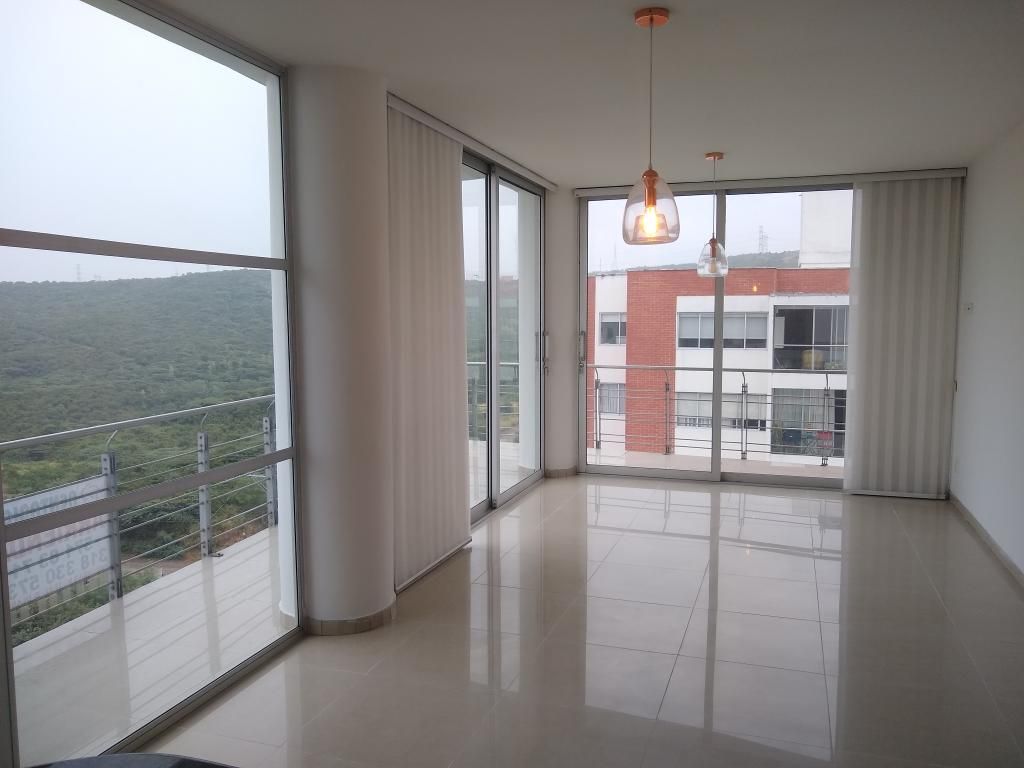 Apartamento en venta Norte De Santander Los Patios Ub Bellavista 136 m2 Habitaciones 3 Baños 5 Garajes 2 Precio $682000000