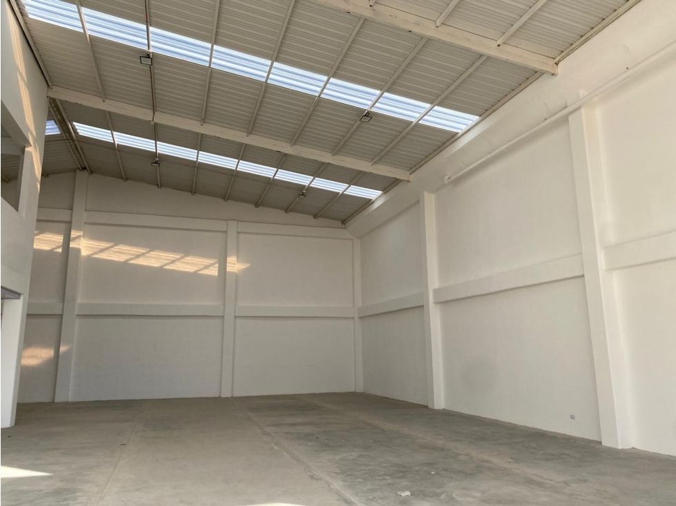 Bodega en arriendo Boyacá Tunja Maldonado 410 m2 Habitaciones 0 Baños 4 Garajes 0 Precio $8200000