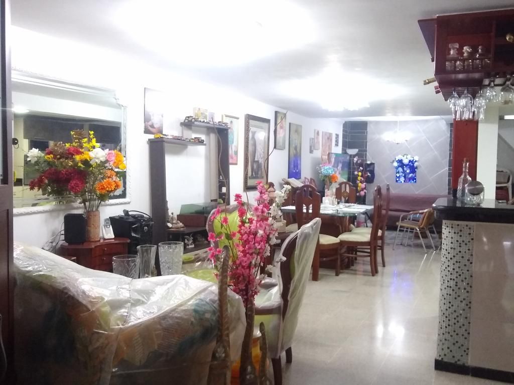 Casa en venta Norte De Santander Cúcuta La Ceiba 199 m2 Habitaciones 3 Baños 4 Garajes 2 Precio $700000000