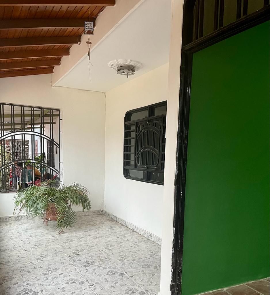 Casa en venta Norte De Santander Cúcuta Comuneros 79 m2 Habitaciones 3 Baños 3 Garajes 1 Precio $240000000