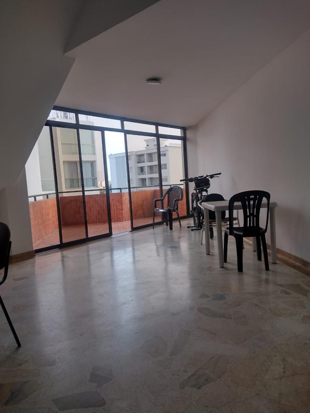 Apartamento en venta Norte De Santander Cúcuta Blanco 141 m2 Habitaciones 3 Baños 4 Garajes 2 Precio $500000000