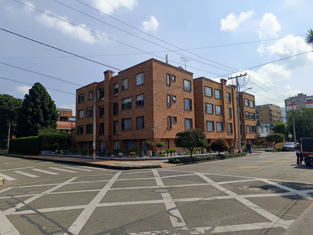 Apartamento en venta Cundinamarca Bogotá El Contador 87 m2 Habitaciones 3 Baños 2 Garajes 2 Precio $460000000