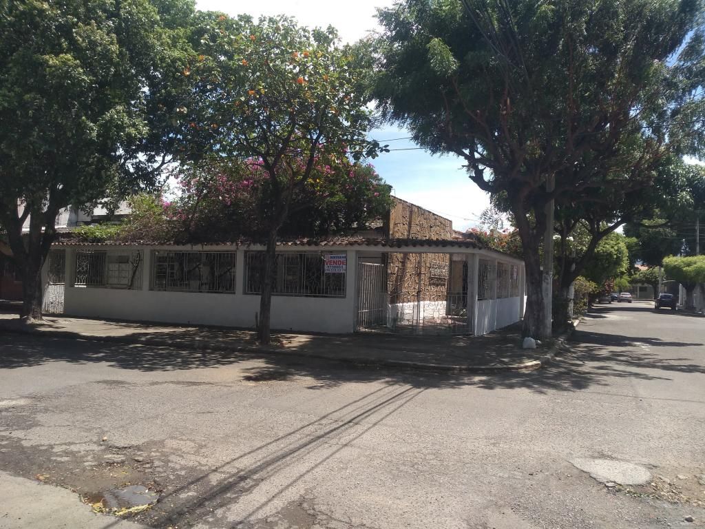 Casa en venta Norte De Santander Cúcuta Popular 191 m2 Habitaciones 6 Baños 5 Garajes 3 Precio $500000000