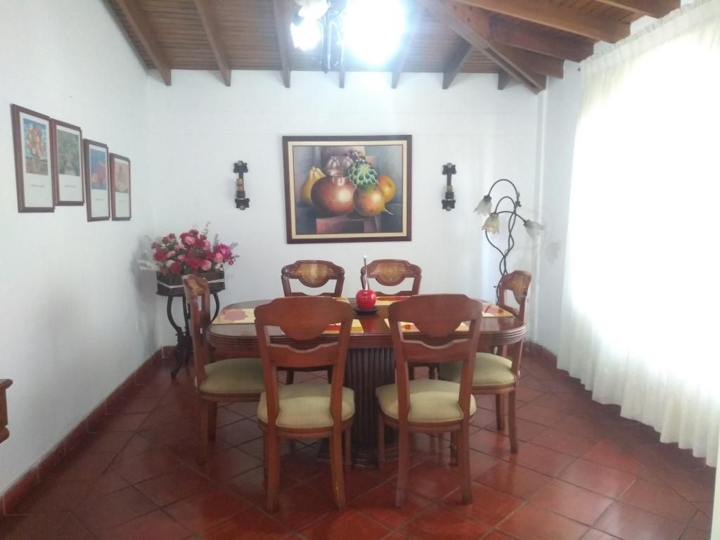 Casa en venta Norte De Santander Cúcuta Bocono 260 m2 Habitaciones 3 Baños 4 Garajes 2 Precio $700000000