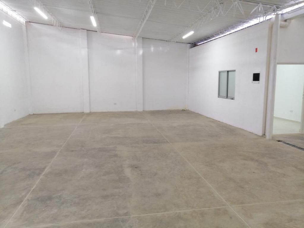 Bodega en venta Norte De Santander Cúcuta Lleras Restrepo 392 m2 Habitaciones 0 Baños 4 Garajes 0 Precio $1700000000
