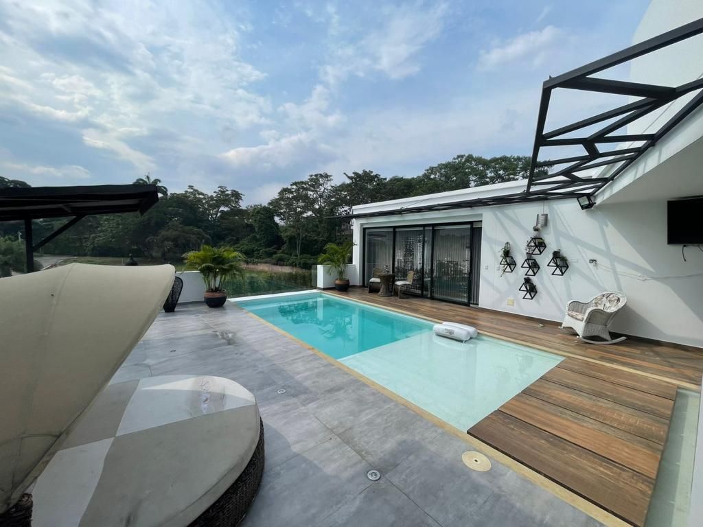 Casa en venta Norte De Santander Cúcuta Br Bocono 342 m2 Habitaciones 5 Baños 6 Garajes 3 Precio $2500000000