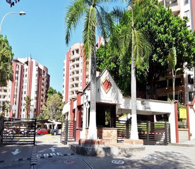 Apartamento en arriendo Santander Floridablanca Conjunto Villa Cañaveral 146 m2 Habitaciones 4 Baños 3 Garajes 2 Precio $2456400