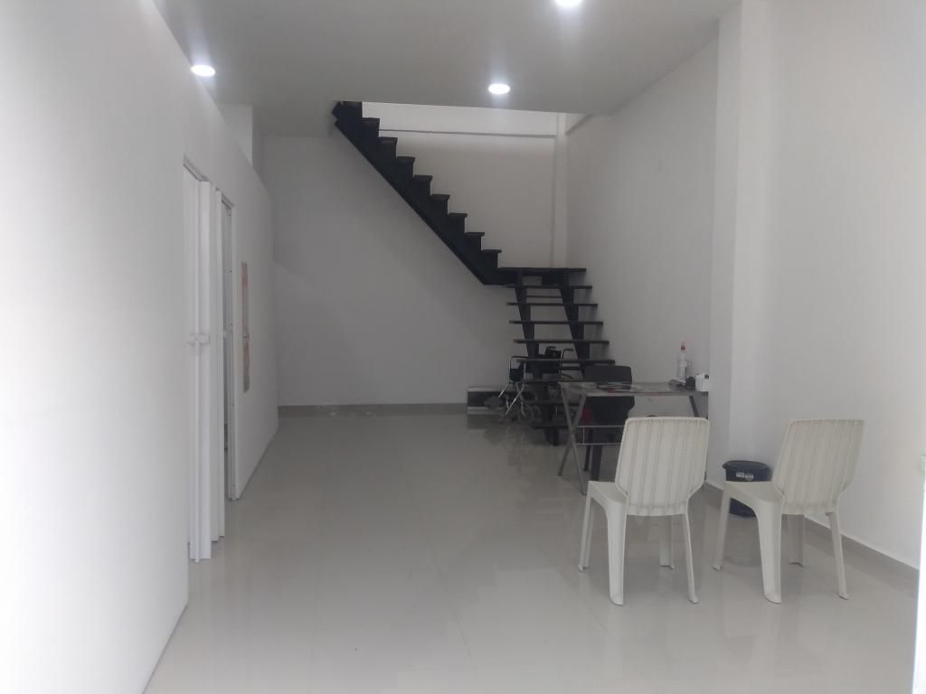 Local en venta Norte De Santander Cúcuta Prados Del Este 102 m2 Habitaciones 0 Baños 2 Garajes 0 Precio $310000000