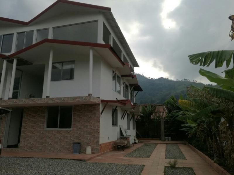 Casa Campestre en venta Norte De Santander Chinácota Chinácota 513 m2 Habitaciones 6 Baños 7 Garajes 10 Precio $1200000000