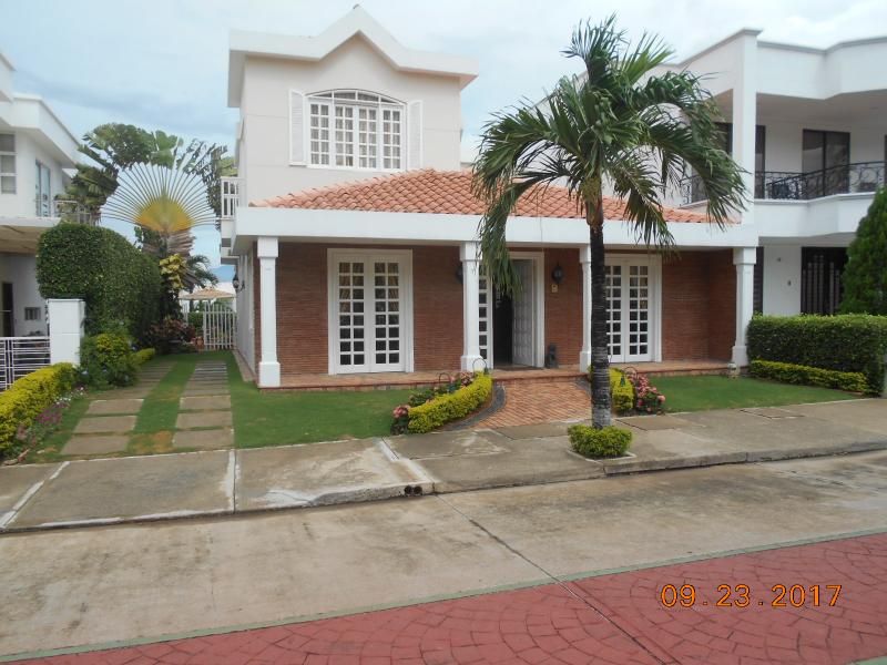 Casa en venta Norte De Santander Cúcuta Palmeras 223 m2 Habitaciones 4 Baños 5 Garajes 2 Precio $1700000000