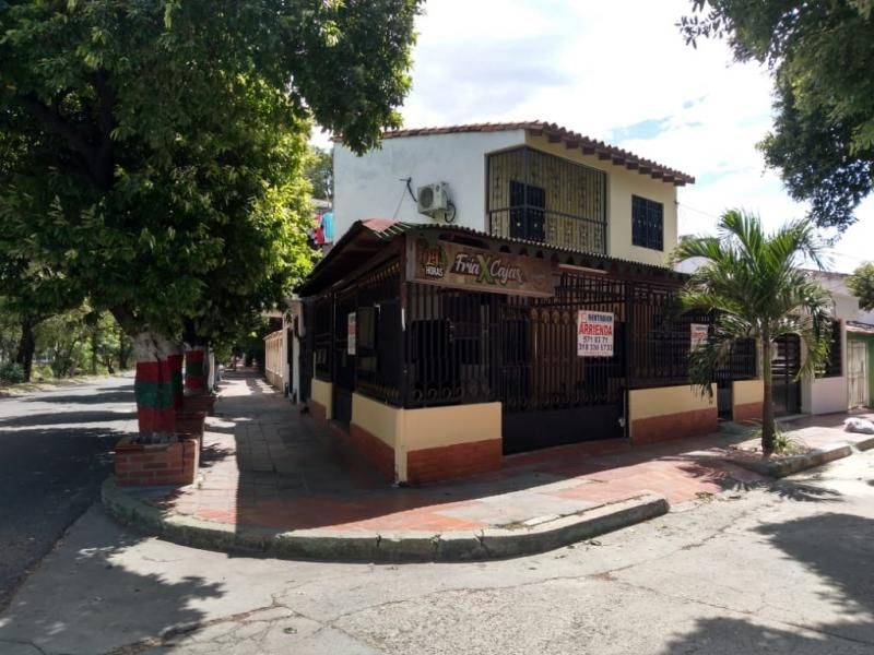 Casa en venta Norte De Santander Cúcuta Latino 156 m2 Habitaciones 3 Baños 1 Garajes 2 Precio $320000000