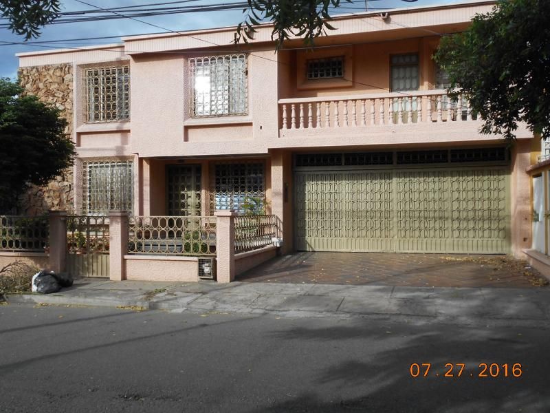 Casa en venta Norte De Santander Cúcuta Chapinero 410 m2 Habitaciones 6 Baños 8 Garajes 0 Precio $1000000000