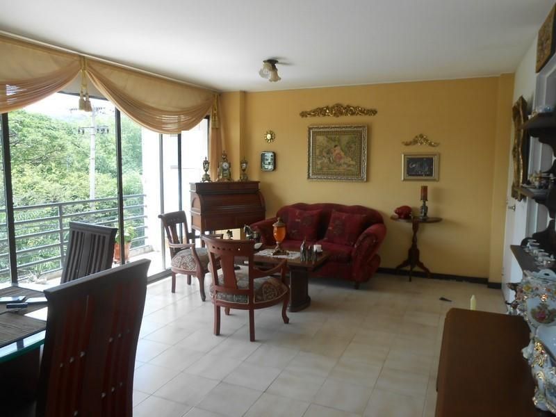 Apartamento en venta Norte De Santander Cúcuta Blanco 96 m2 Habitaciones 3 Baños 3 Garajes 1 Precio $240000000