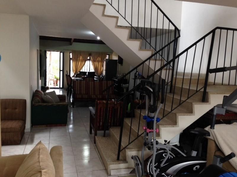 Casa en venta Norte De Santander Cúcuta Quinta Oriental 225 m2 Habitaciones 5 Baños 3 Garajes 2 Precio $480000000