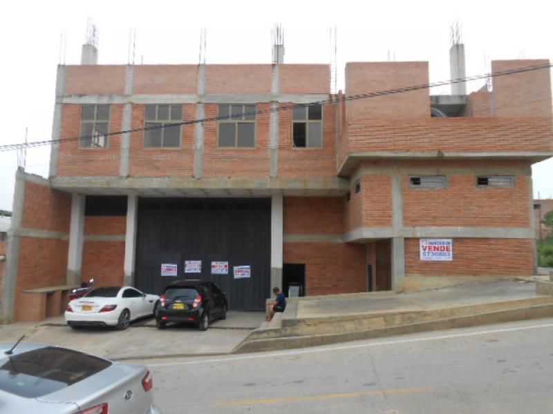 Bodega en venta Norte De Santander Cúcuta Latino 1700 m2 Habitaciones 0 Baños 2 Garajes 0 Precio $2300000000