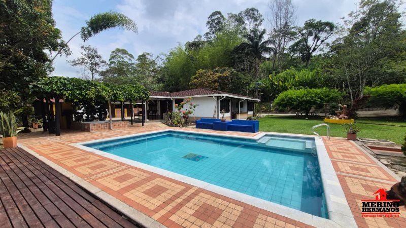 Finca en venta Antioquia Amagá Amagá 1000 m2 Habitaciones 4 Baños 3 Garajes 5 Precio $1400000000