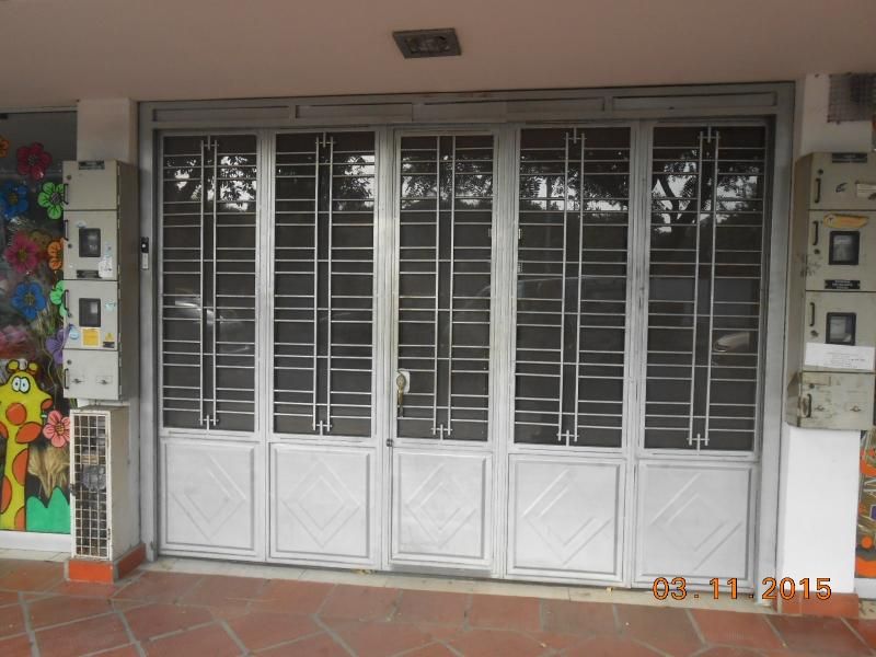 Casa en venta Norte De Santander Cúcuta Latino 472 m2 Habitaciones 6 Baños 3 Garajes 2 Precio $2000000000
