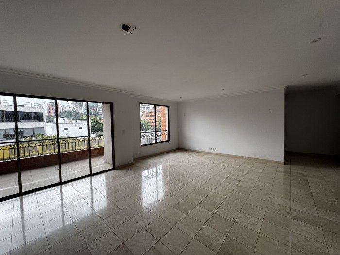 Apartamento en venta Valle Del Cauca Cali Chipichape 164 m2 Habitaciones 3 Baños 3 Garajes 2 Precio $690000000