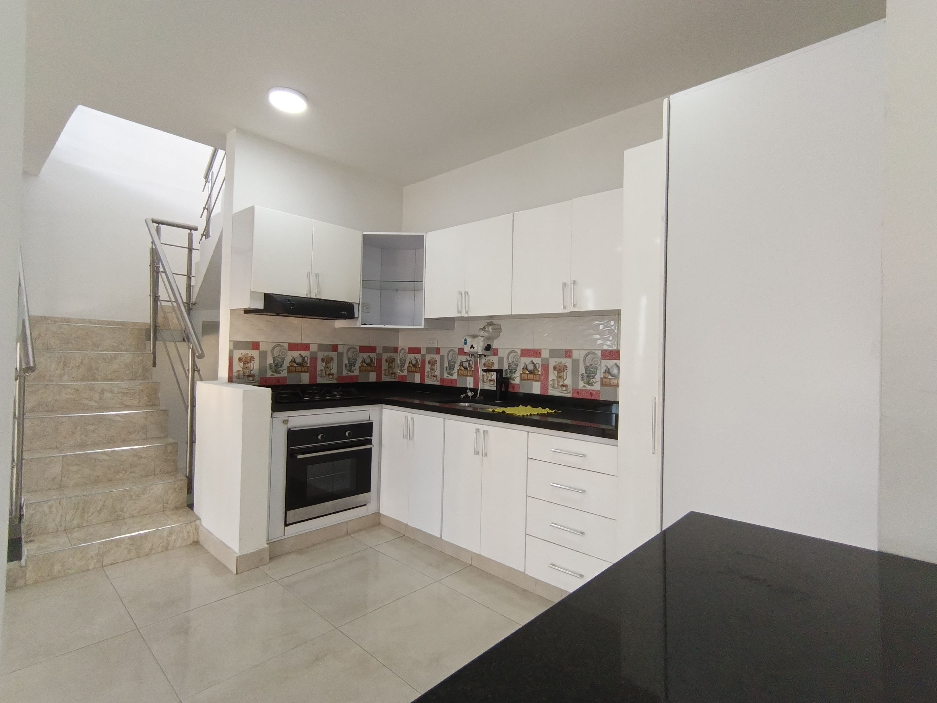 Casa en venta Valle Del Cauca Jamundí La Pradera 330 m2 Habitaciones 5 Baños 3 Garajes 5 Precio $450000000