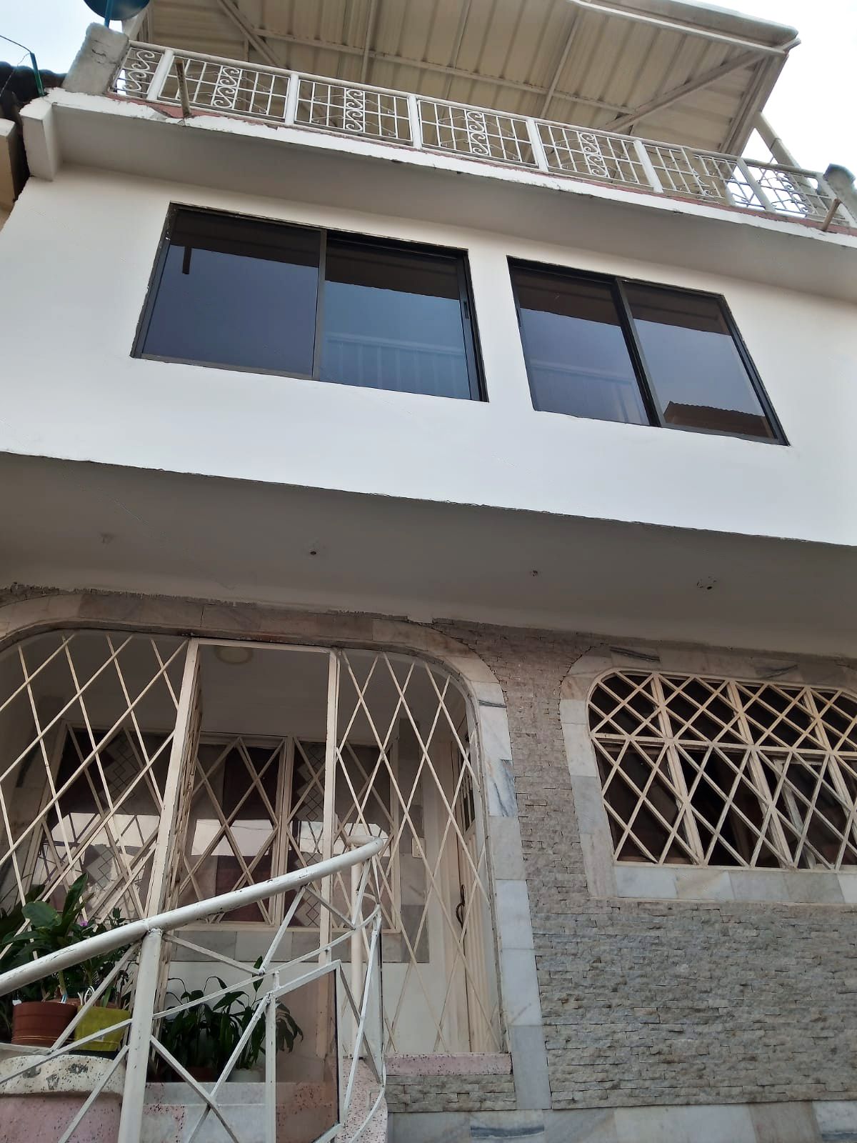 Casa en venta Valle Del Cauca Cali Francisco Eladio Ramirez 226 m2 Habitaciones 8 Baños 4 Garajes 0 Precio $450000000