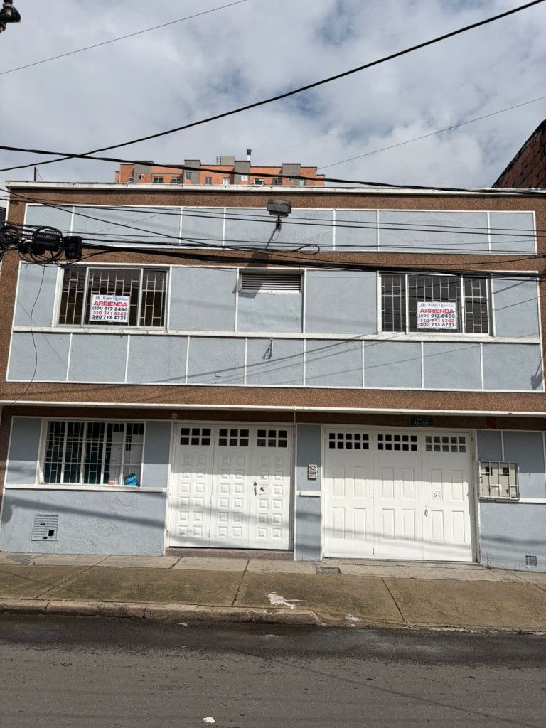 Apartamento en arriendo Cundinamarca Bogotá Restrepo Occidental 90 m2 Habitaciones 3 Baños 2 Garajes 1 Precio $1700000