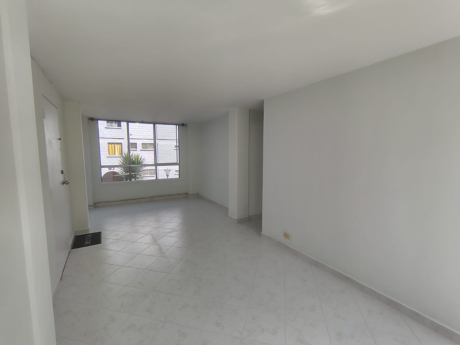 Apartamento en arriendo o venta Antioquia Medellín Asomadera No 1 70 m2 Habitaciones 3 Baños 2 Garajes 1 Precio venta $385000000 Precio arriendo $2700000