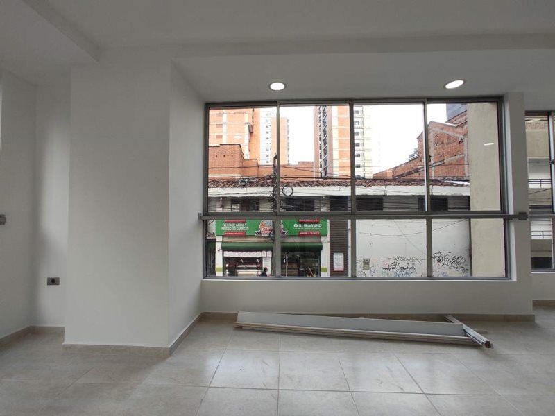 Local en venta Antioquia Sabaneta Santa Ana 42 m2 Habitaciones 0 Baños 1 Garajes 0 Precio $430000000