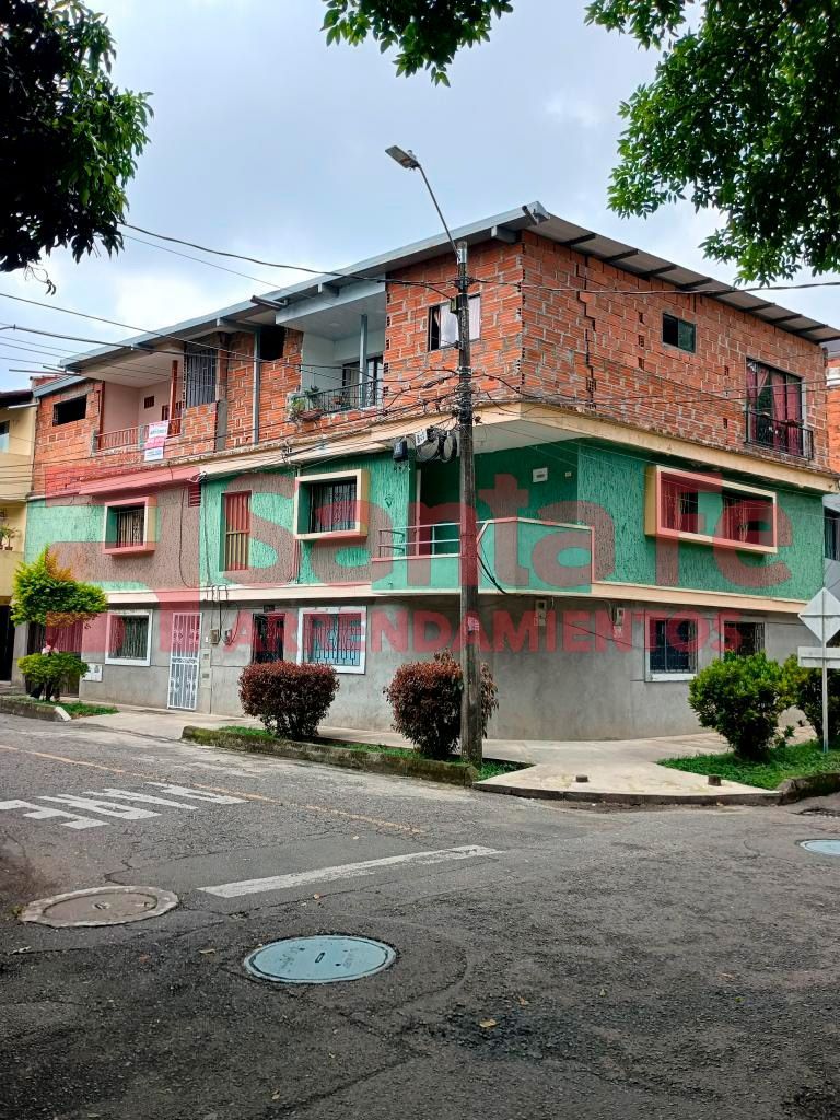 Apartamento en arriendo Antioquia Medellín Los Pinos 62 m2 Habitaciones 2 Baños 2 Garajes 0 Precio $2000000