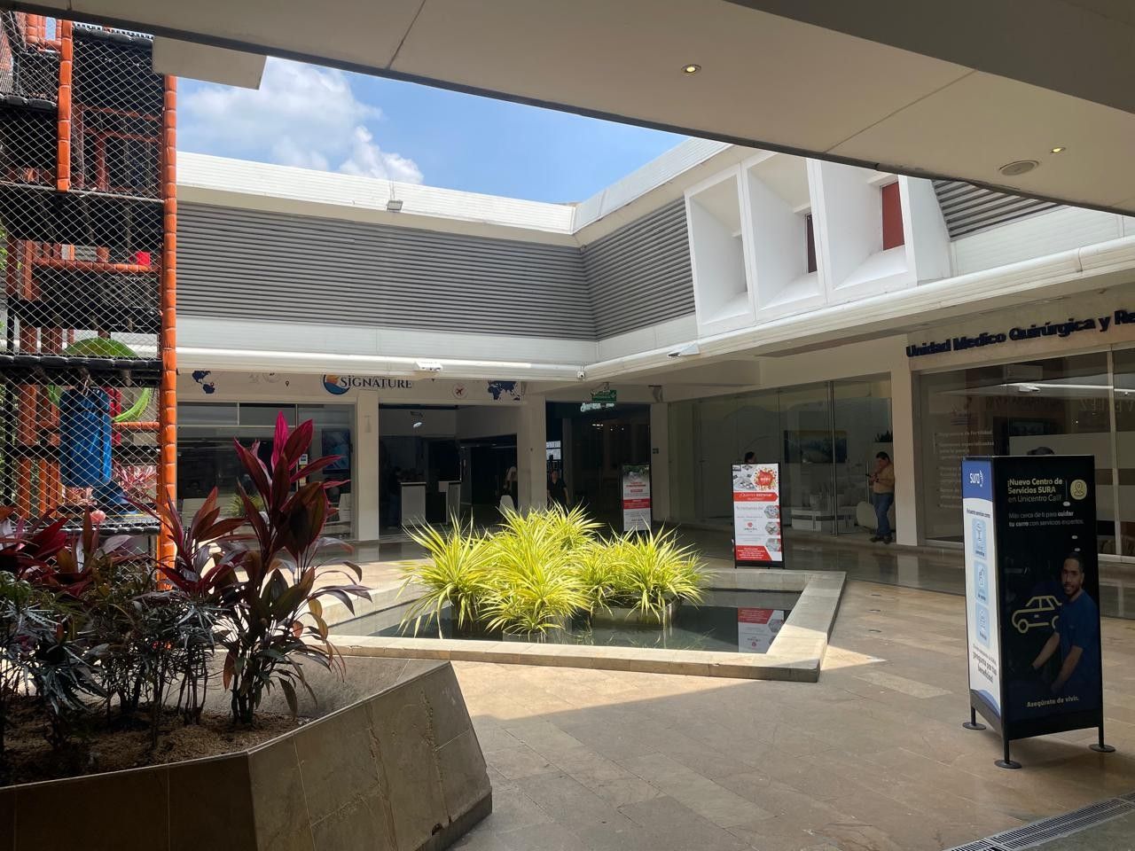 Local en arriendo Valle Del Cauca Cali Unicentro Cali 65 m2 Habitaciones 0 Baños 1 Garajes 0 Precio $14500000