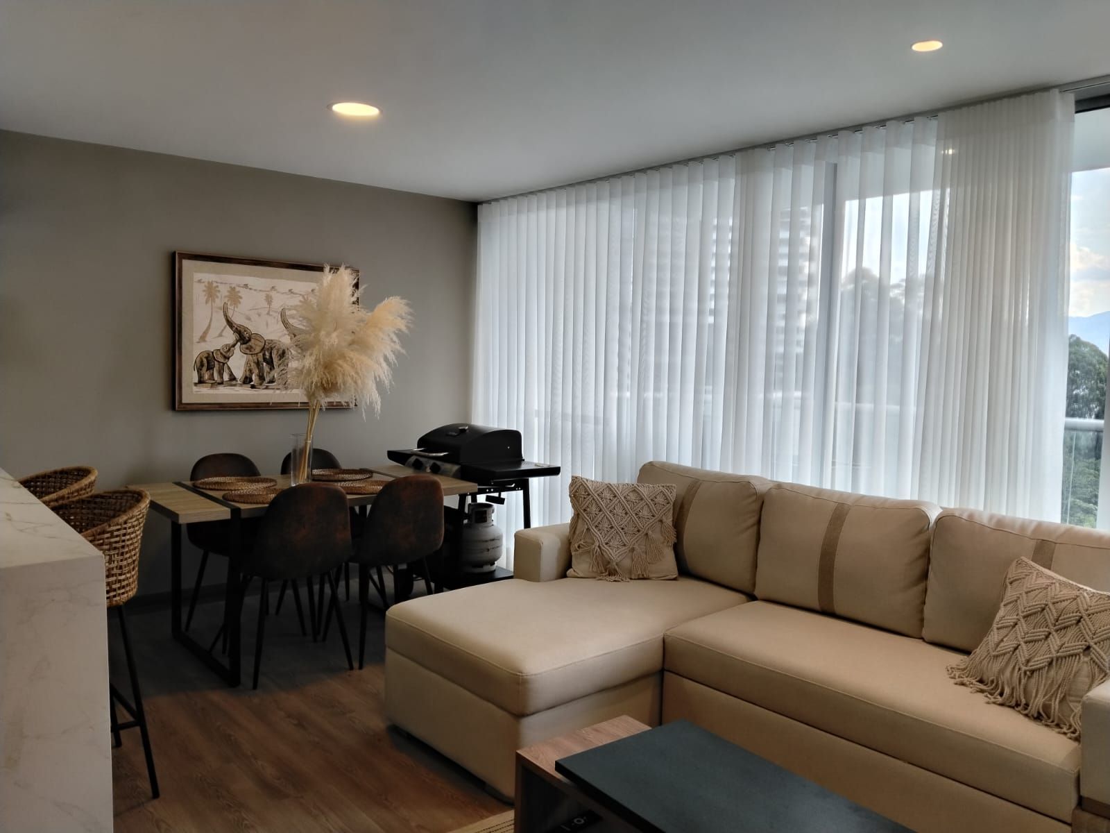Apartamento en arriendo Antioquia Medellín Asomadera No 1 80 m2 Habitaciones 3 Baños 2 Garajes 1 Precio $4700000