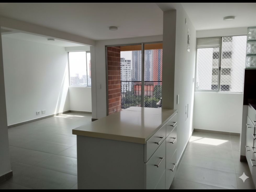 Apartamento en arriendo Antioquia Sabaneta Tres Esquinas 56 m2 Habitaciones 2 Baños 2 Garajes 1 Precio $2600000