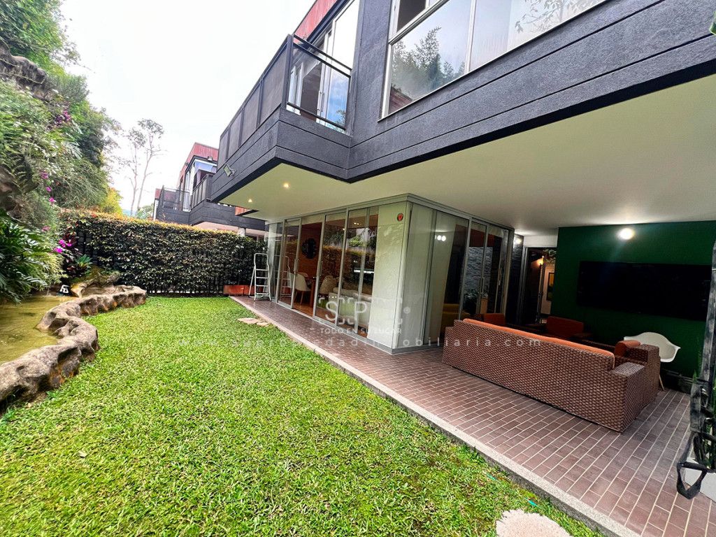 Casa en venta Antioquia Envigado Loma Del Atravesado 390 m2 Habitaciones 4 Baños 4 Garajes 3 Precio $2390000000