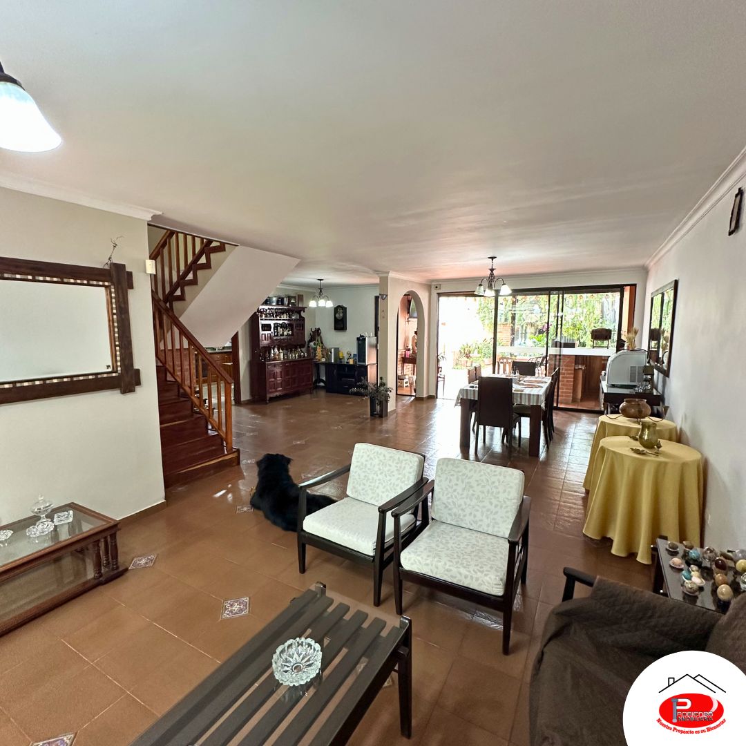 Casa en venta Valle Del Cauca Cali La Flora 200 m2 Habitaciones 4 Baños 4 Garajes 2 Precio $850000000